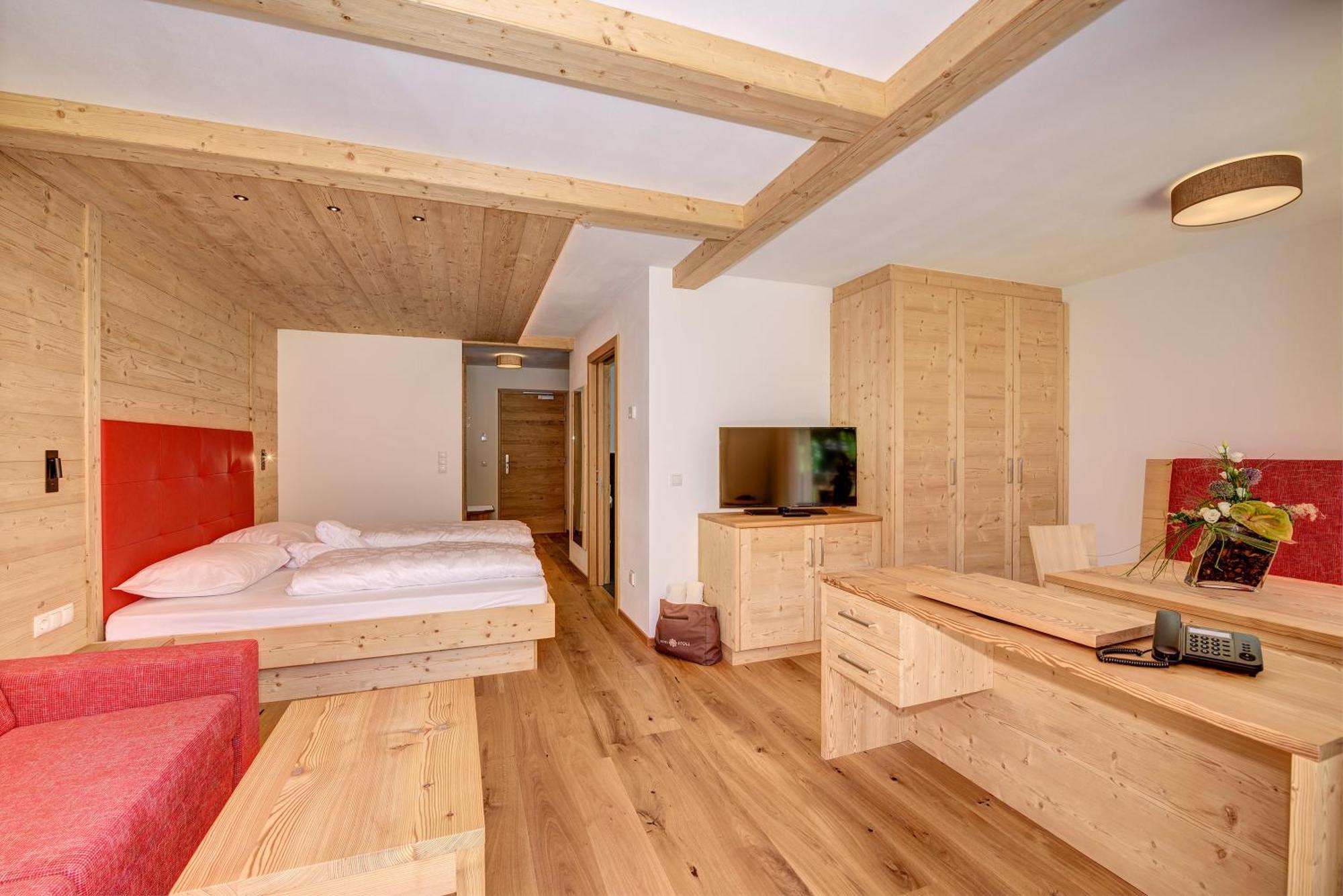 Hotel Alpine Nature Stoll 4*