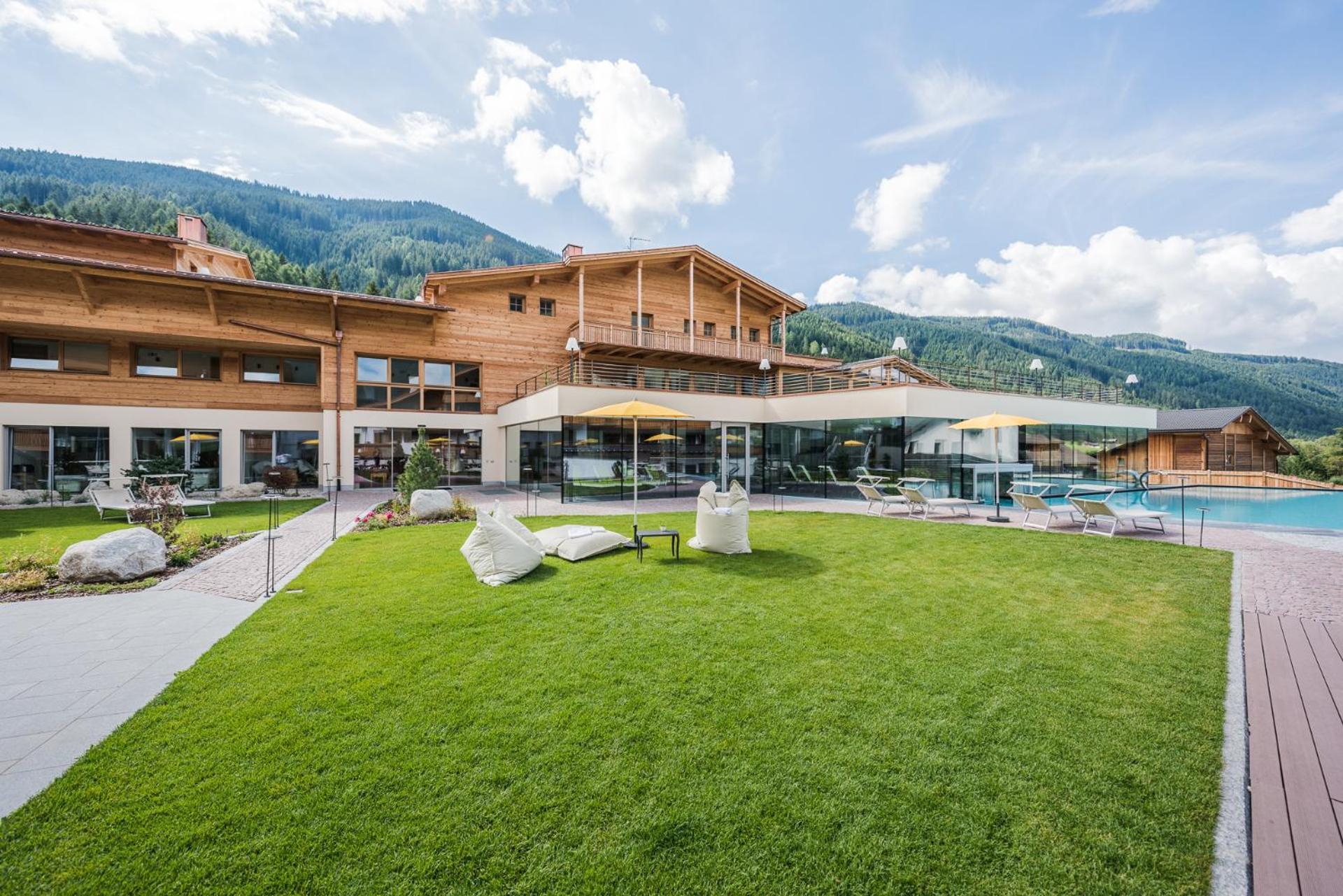 Alpine Nature Stoll Hotel 4*